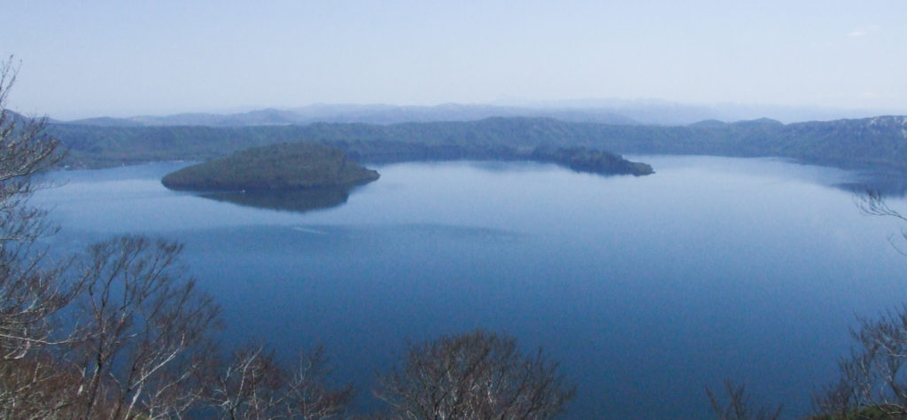 展望台からの十和田湖